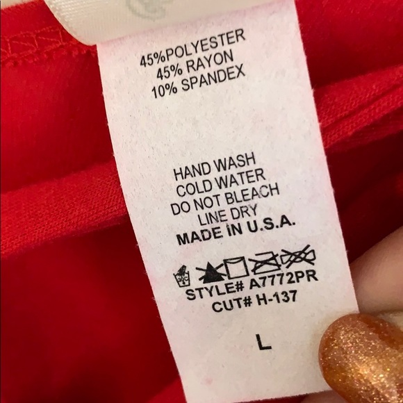 Capia Red Short Sleeved Top - Picture 7 of 8